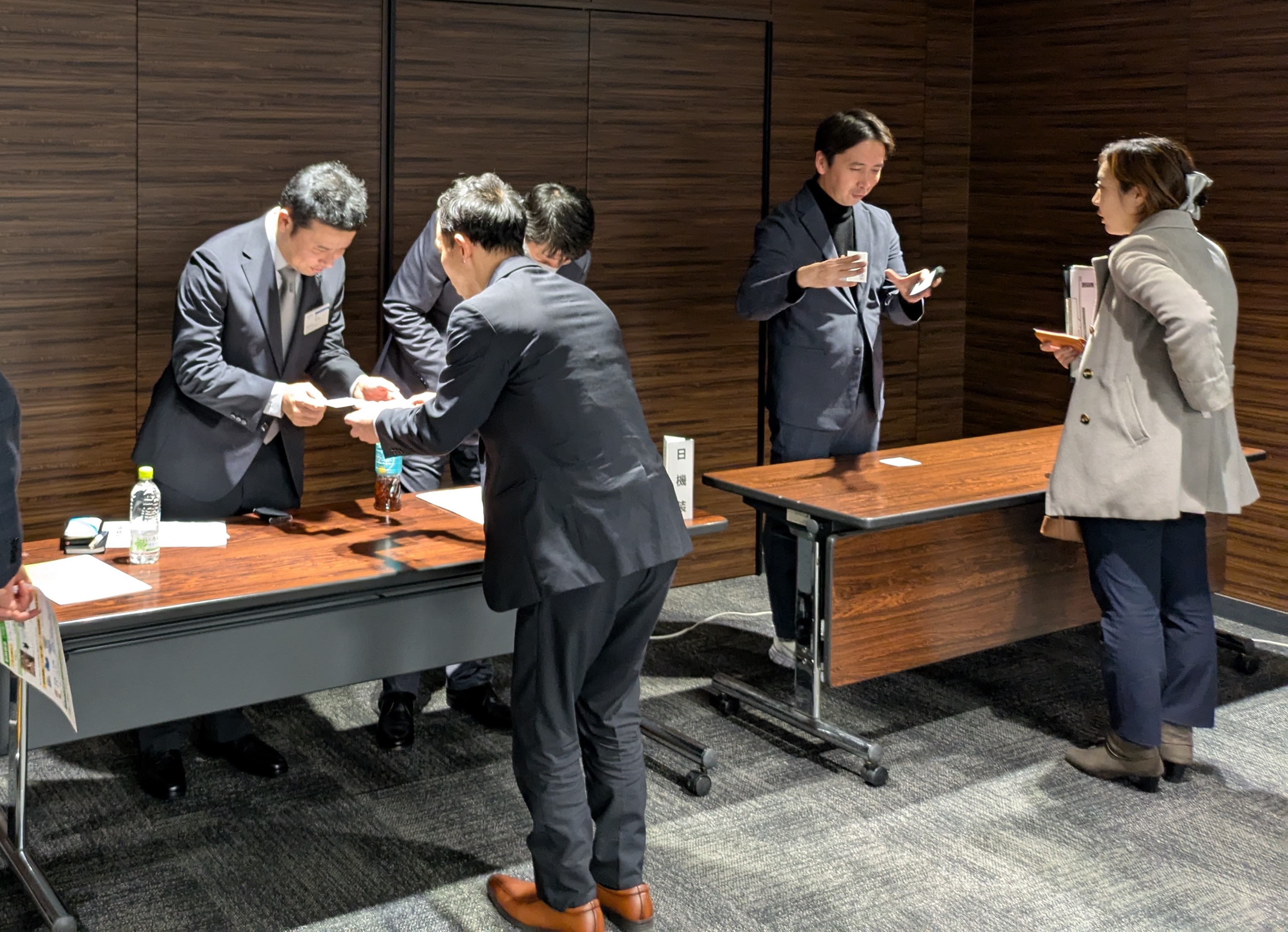 商談会